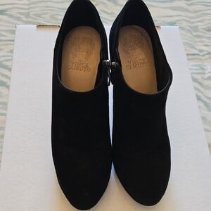 Vince Camuto Black Ankle Suede Booties